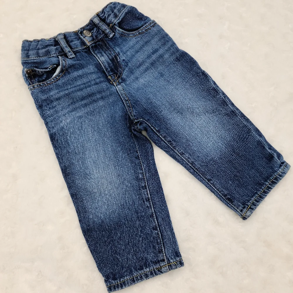Baby Gap Batman tee and jeans size 12-18 months